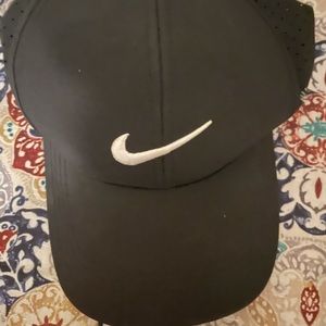 Men’s Nike hat
